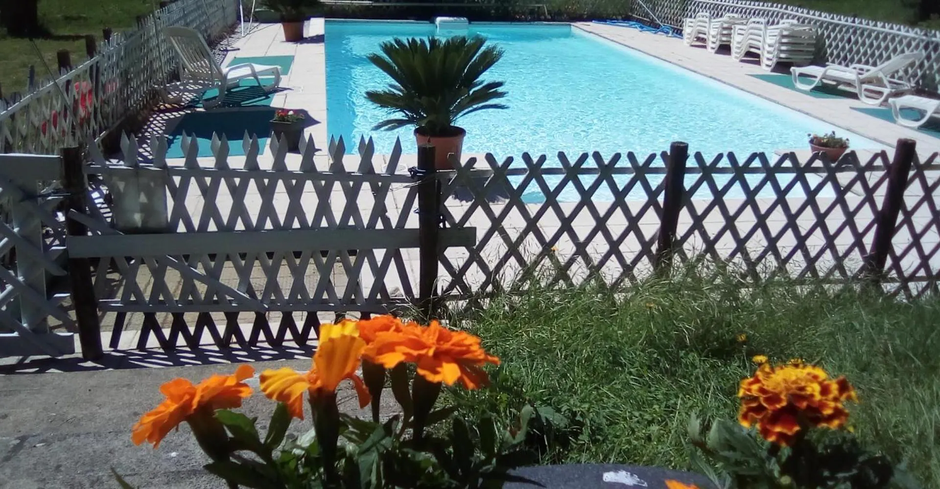 Logis Hotel Du Val D'Aure Cadeac France