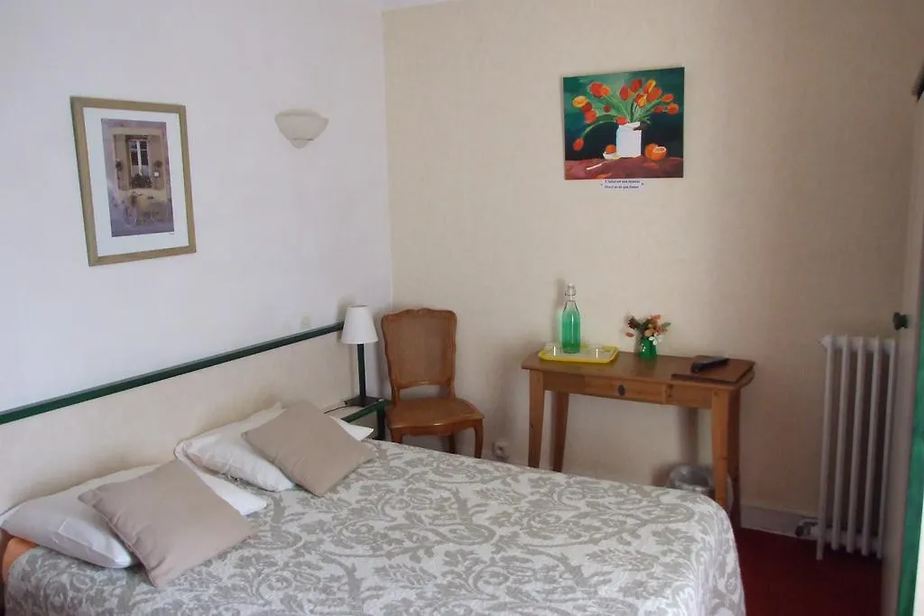 **  Logis Hotel Du Val D'Aure Cadeac France