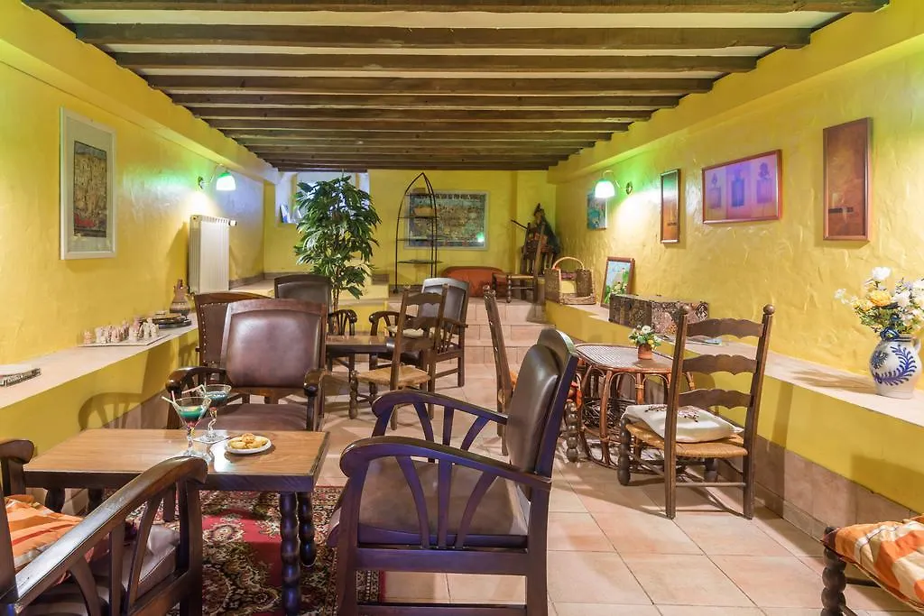 Hotel Du Val D'Aure Cadéac 2*,